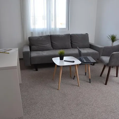Kozle Apartment *